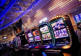 bmk99 slot progressive jackpot win ဖြစ်ပြီး ကစားသမား ဝမ်းမြောက်နေသောမြင်ကွင်း